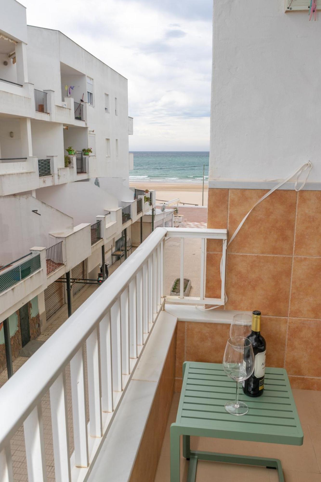 Casa Melva - Primera Linea Con Terraza, Moderno Barbate Kültér fotó